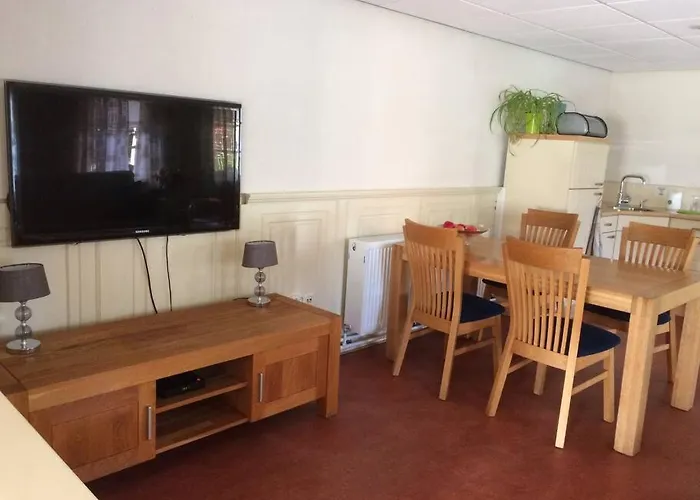 Tanja\'S Guesthouse Kootstertille